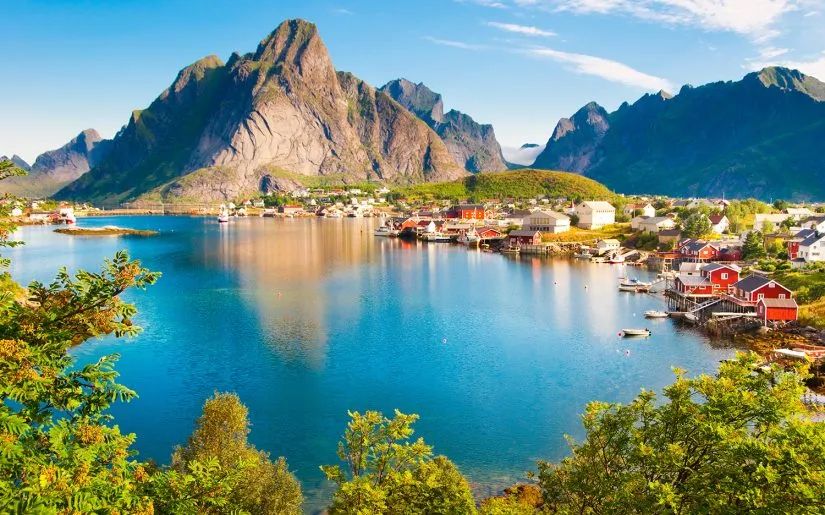 Skandianvien Norwegens Lofoten im Sommer