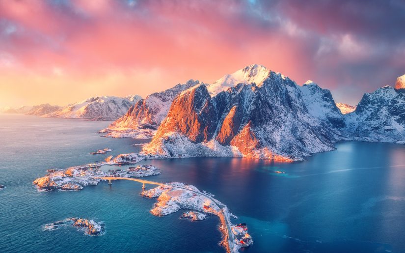 Norwegens Lofoten (Skandinavien) im Sonnenaufgang