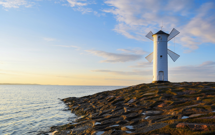 Sonnenuntergang am Leuchtturm Mühlenbake
