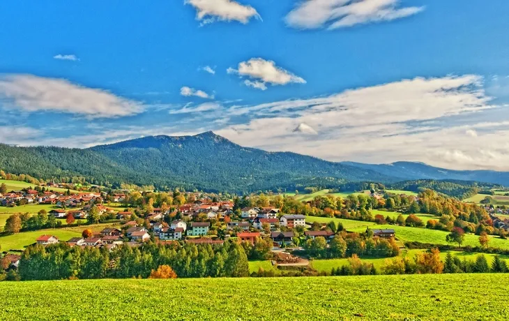 Panoramablick über Lam