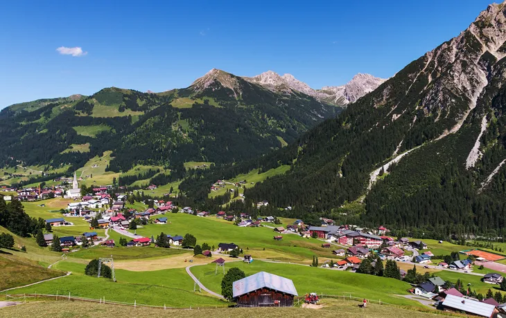 Blick nach Mittelberg im Kleinwalsertal