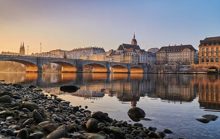früher Morgen in Basel